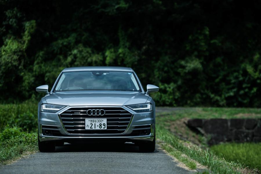  Audi A8 55 TFSI Quattro (D5) 2018 года  (JP) (фото 12 из 21)